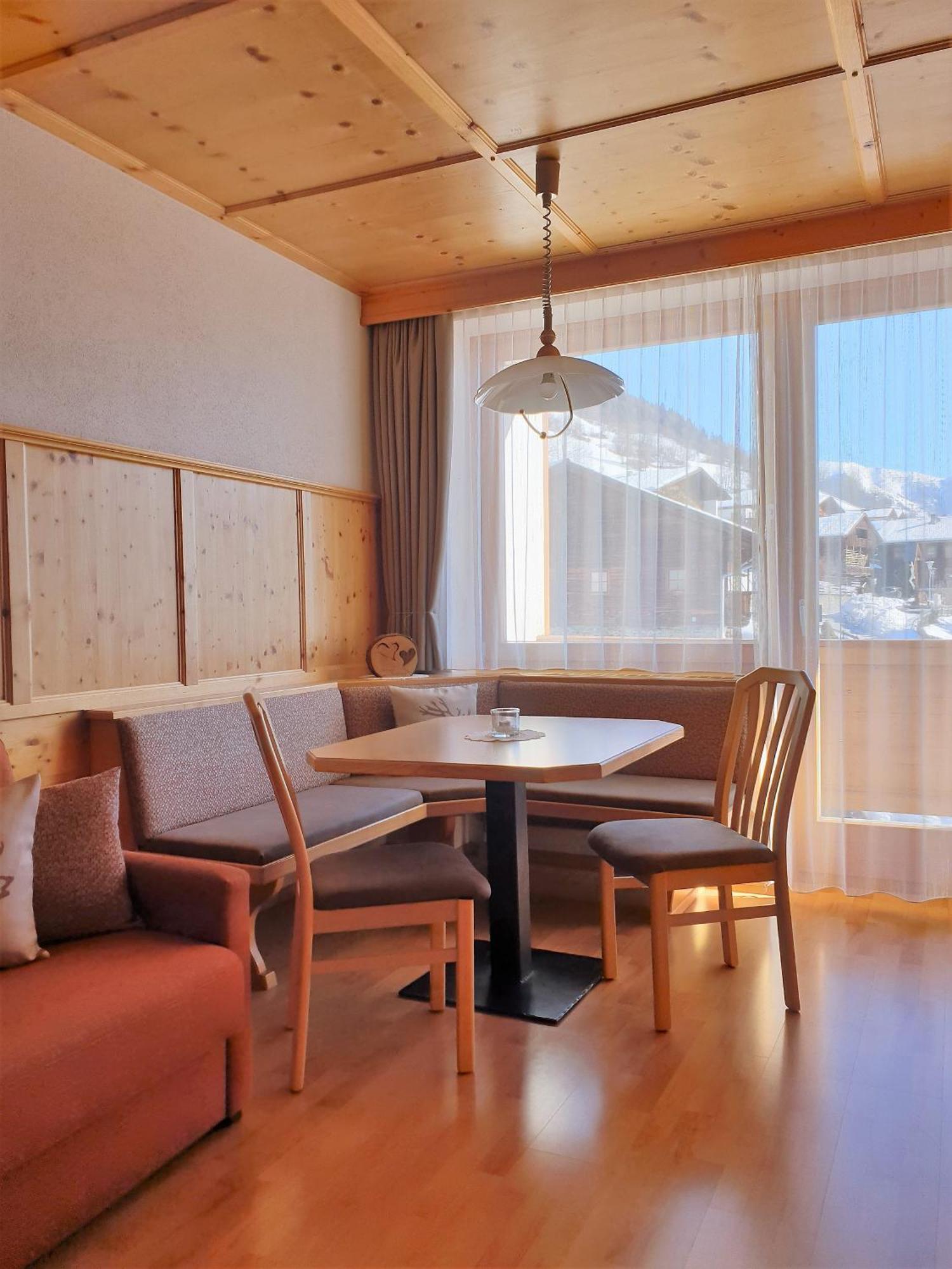Gaestehaus Zedlacherhof Matrei in Osttirol Bagian luar foto